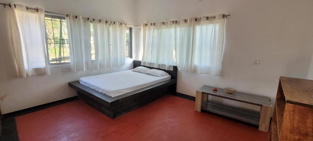 Panchobon Art Resort Shanti Niketan Luaran gambar